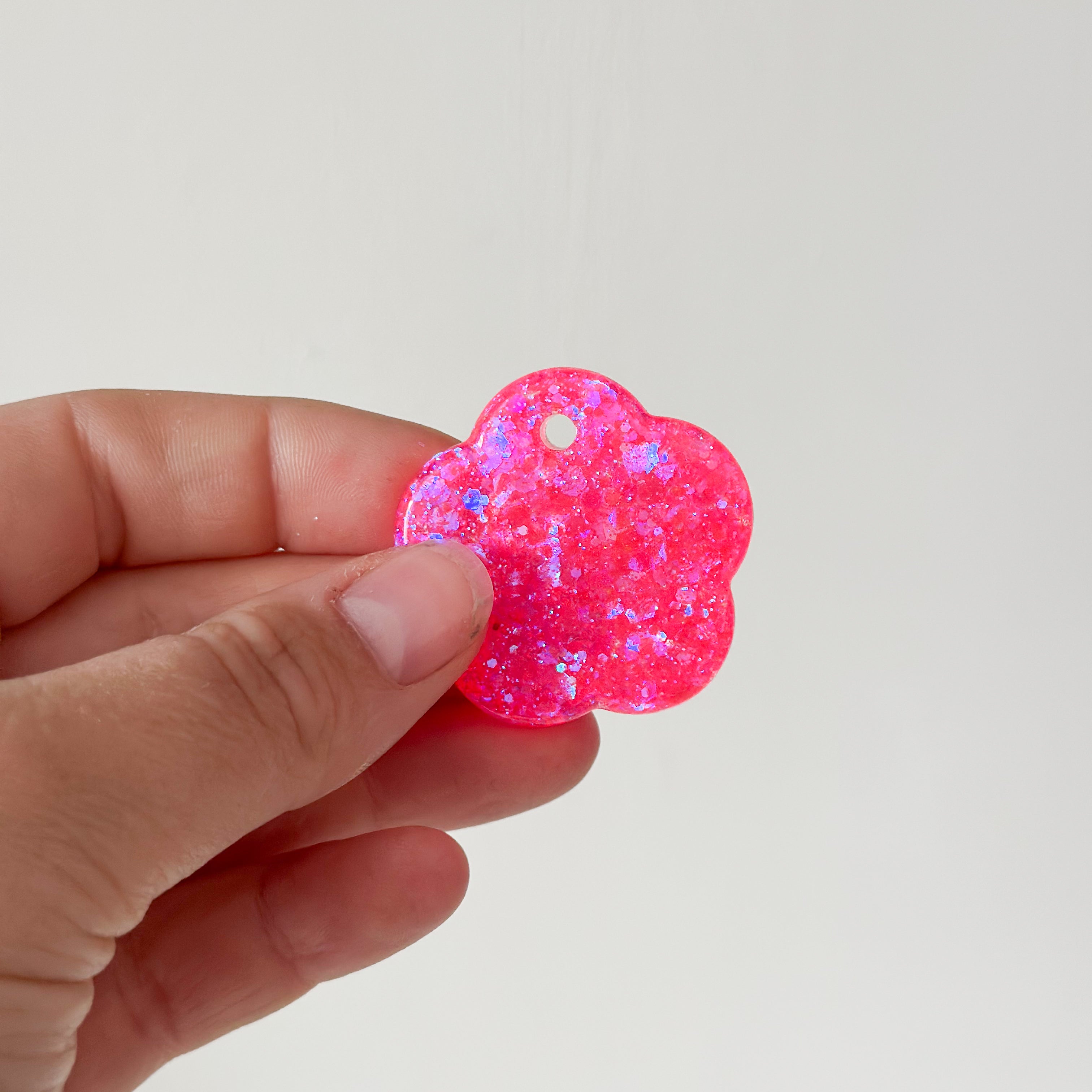 Tag bloem neon roze glitter