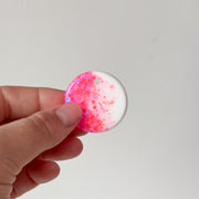 Tag rond wit roze