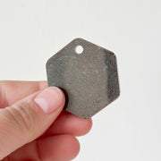 Tag zeshoek bruin parlemoer