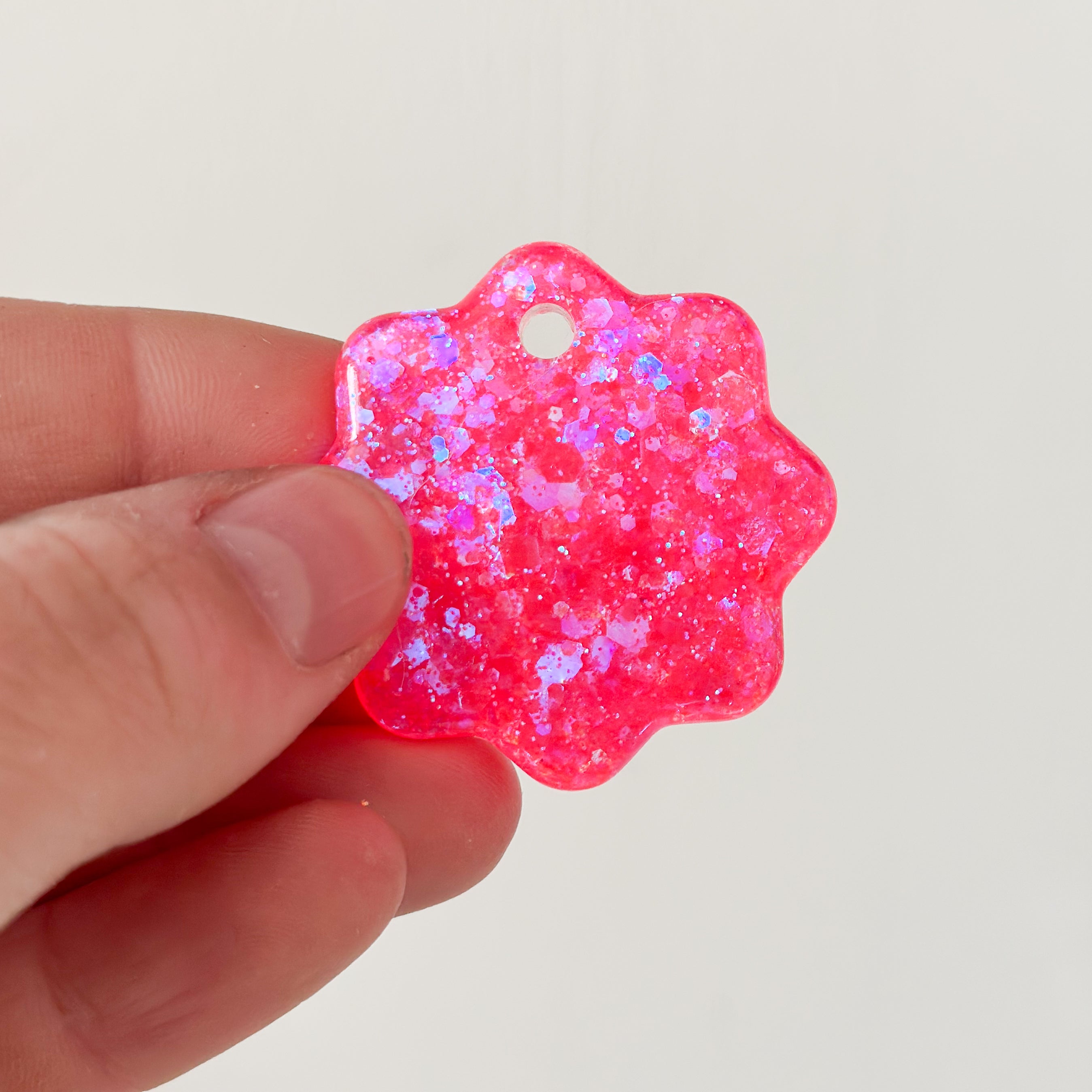 Tag bloem neon roze glitter